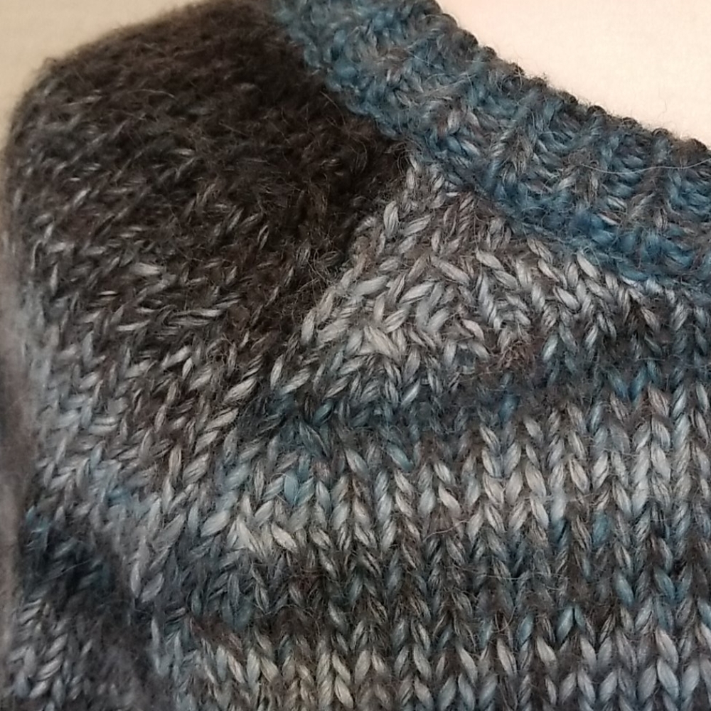 Kenar Back Button Pullover Sweater - image 2